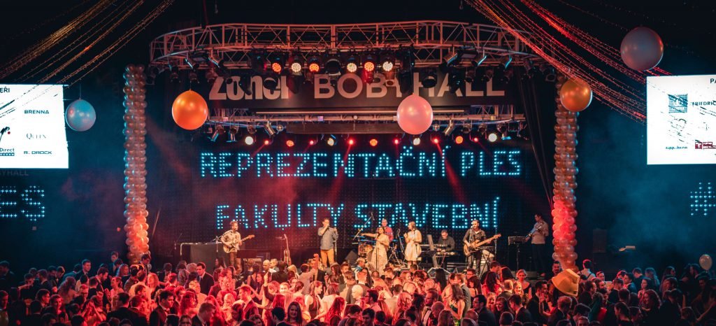 Reprezentační ples Fakulty stavební ke 120. výročí