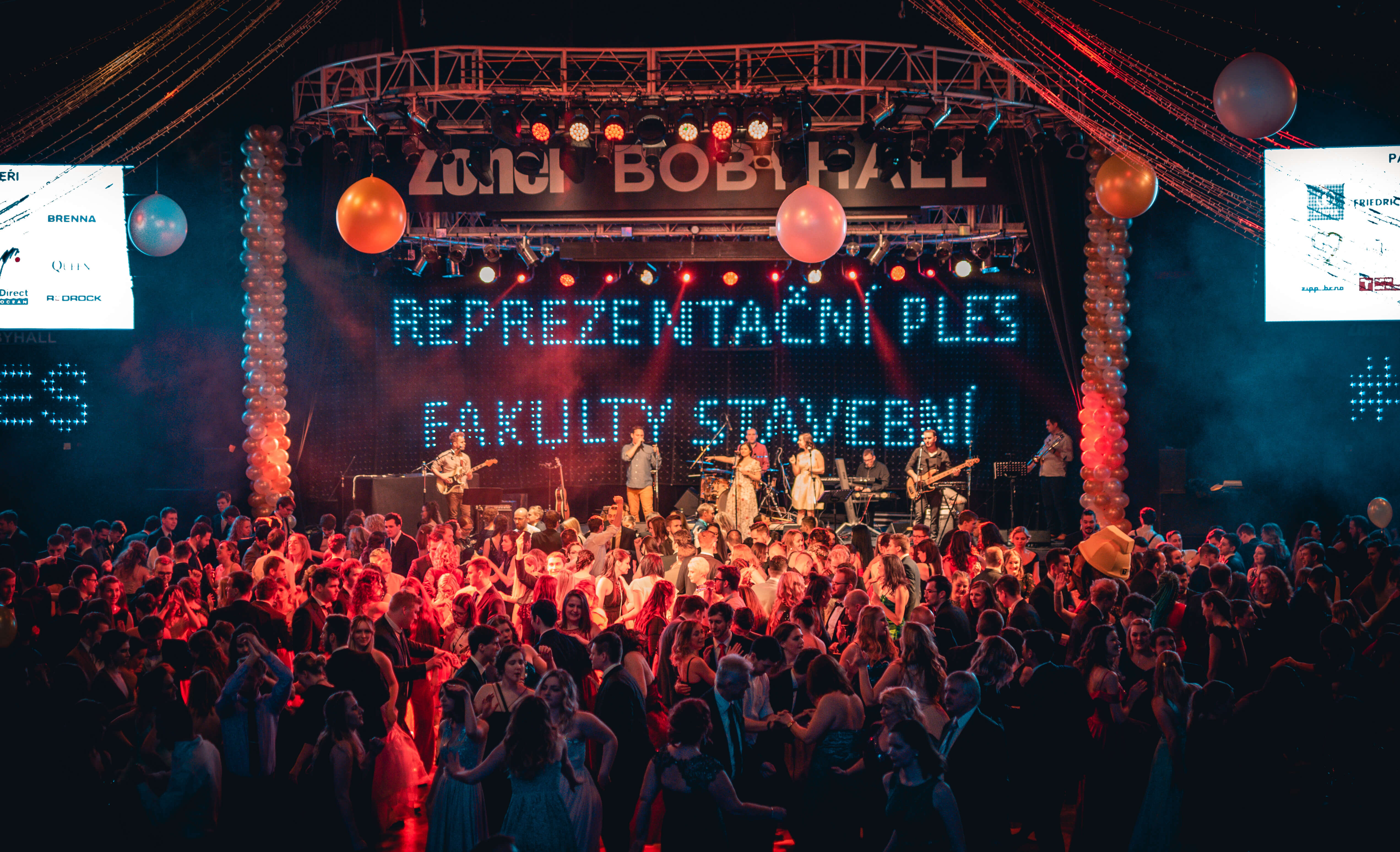 Reprezentační ples Fakulty stavební ke 120. výročí